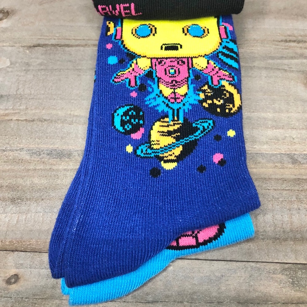 Funko Pop! Marvel Black Light Socks 3-Pack - Picture 4 of 8